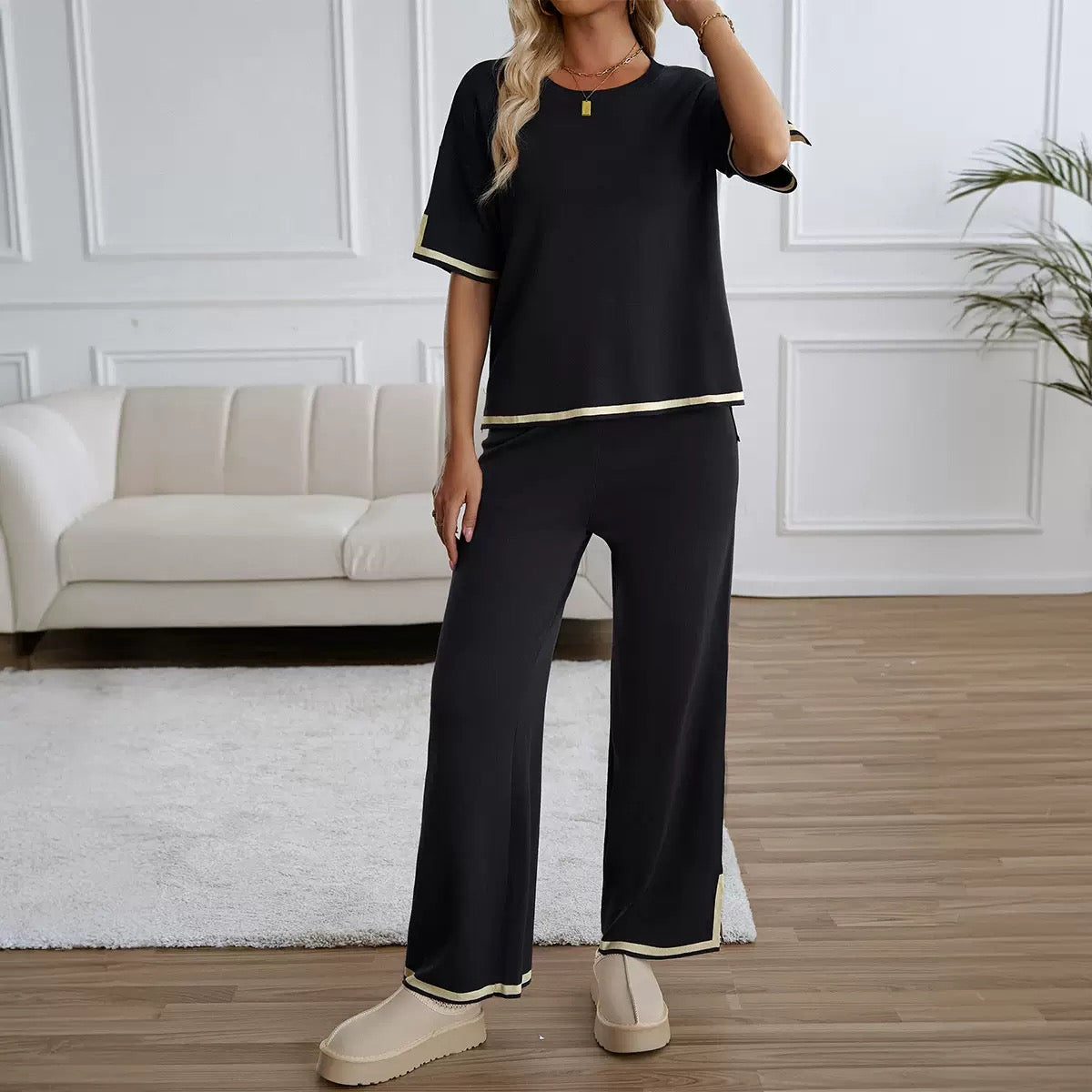 Relaxed Two-Piece Lounge Set