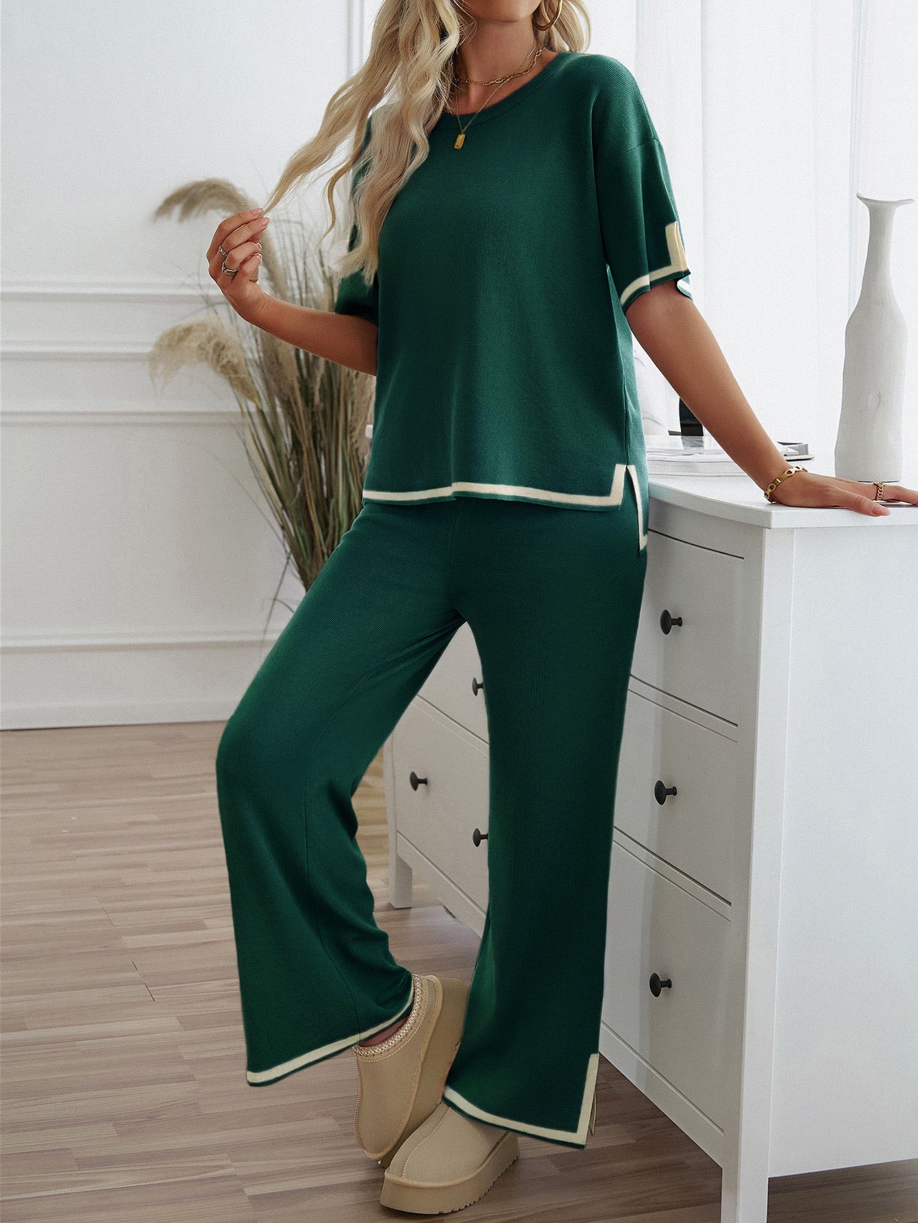 Relaxed Two-Piece Lounge Set