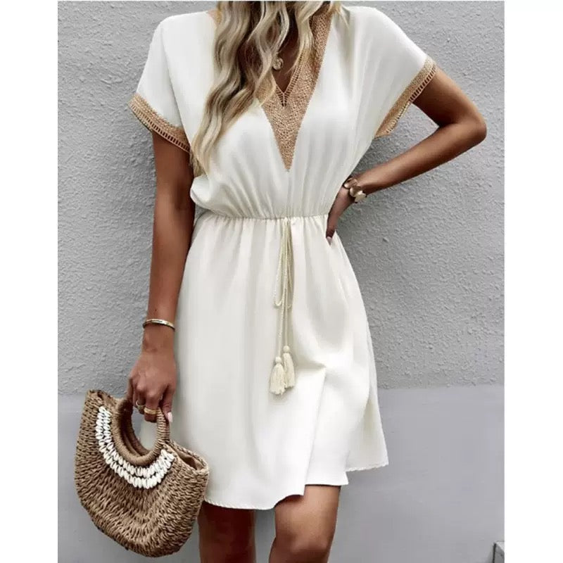 Elegant Lace Detail Summer Dress
