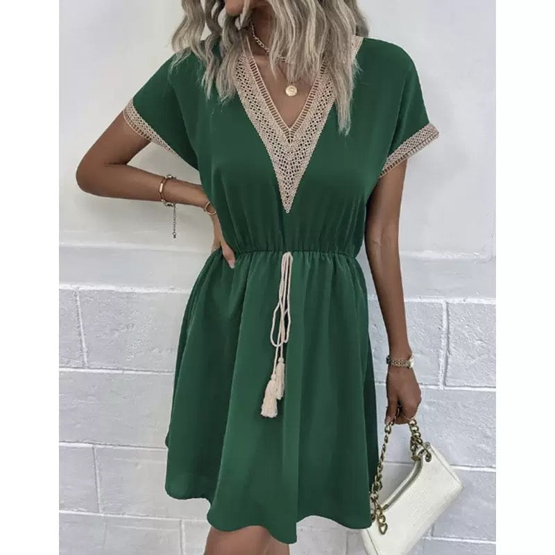 Elegant Lace Detail Summer Dress
